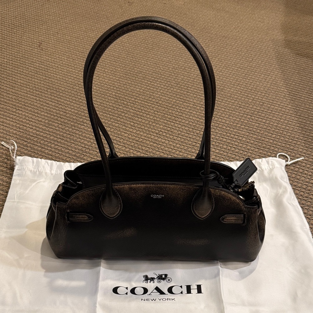 NWT Coach Empire Carryall Bag 34 in Loved Leather